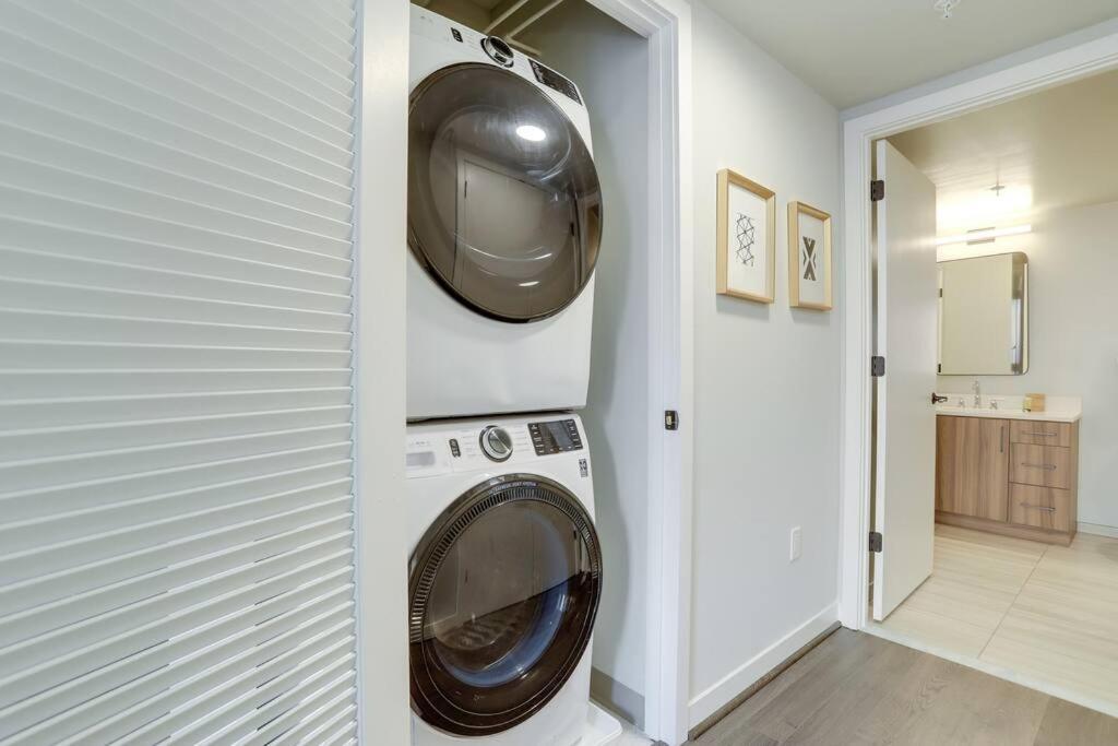 Gorgeous 1 Bedroom At Clarendon With Gym And Rooftop Arlington Extérieur photo