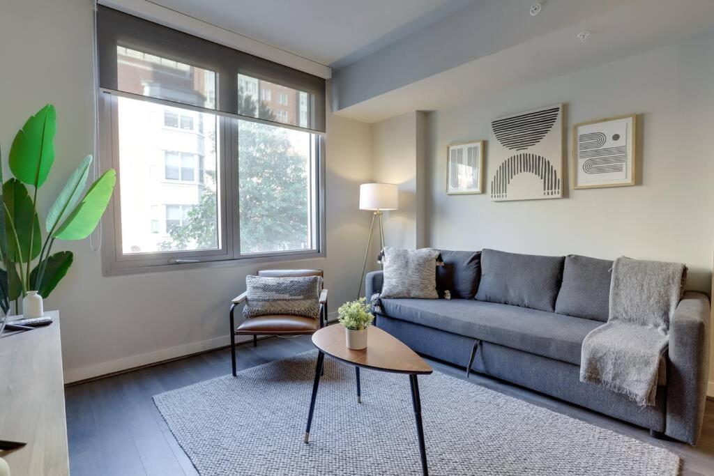 Gorgeous 1 Bedroom At Clarendon With Gym And Rooftop Arlington Extérieur photo