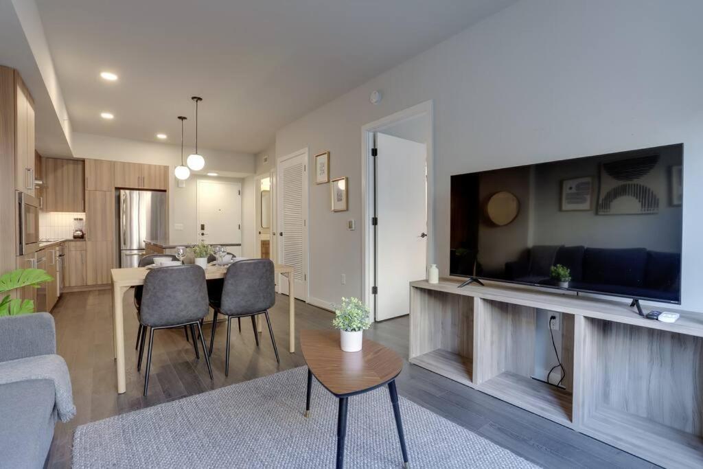Gorgeous 1 Bedroom At Clarendon With Gym And Rooftop Arlington Extérieur photo